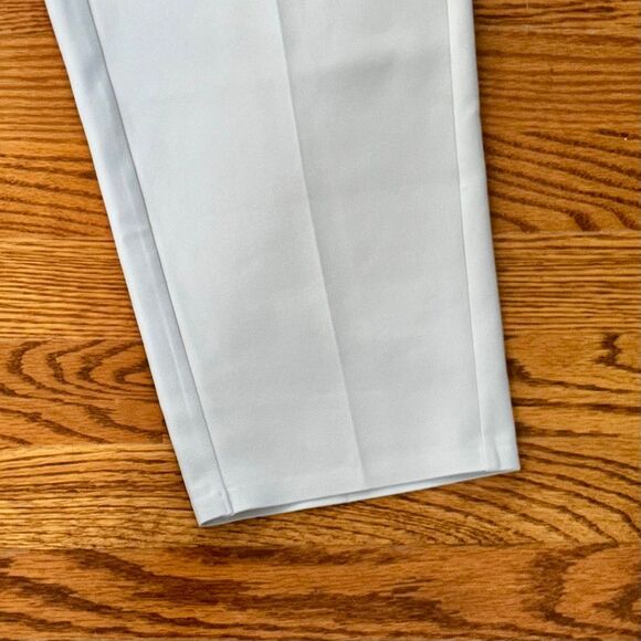 Athleta Endless High Rise Light Gray Pants. Size 12P. - Picture 4 of 10